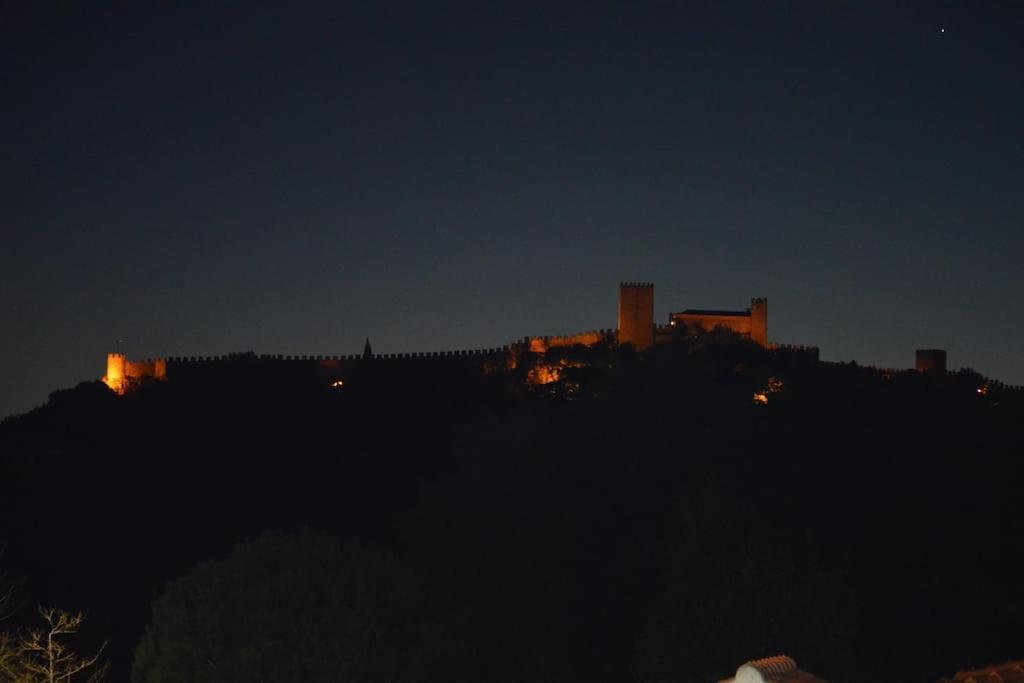 Casa Da Varzea - O Castelo A Janela!!! Obidos Bagian luar foto